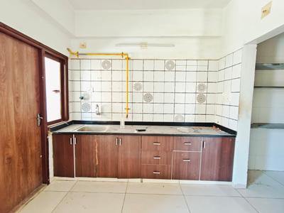 Kitchen Image of 1200 Sq.ft 2 BHK Apartment / Flat for rent in Shree Narayan Exotica, Memnagar Ahmedabad for Rs. 27000
