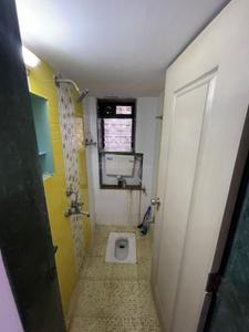 Bathroom Image of 850 Sq.ft 2 BHK Apartment / Flat for sale in Malad West Mumbai for Rs. 16000000