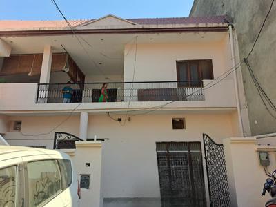 5 BHK Independent House