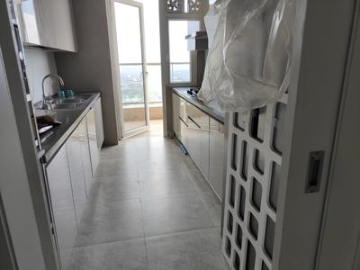 Kitchen Image of 1731 Sq.ft 2 BHK Apartment / Flat for rent in DLF One Midtown, Karampura New Delhi for Rs. 79000