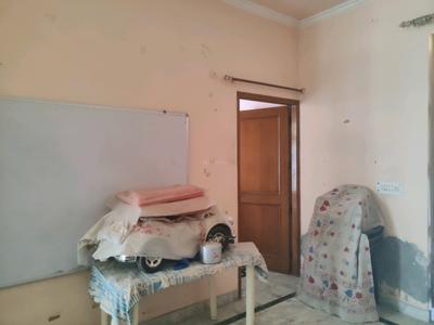 Bedroom Image of 3400 Sq.ft 7 BHK Independent House for sale in Sector 28 Faridabad for Rs. 75000000