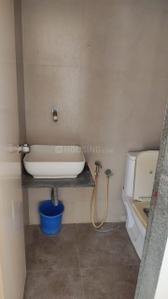Bathroom Image of 800 Sq.ft 2 BHK Apartment / Flat for rent in Adani Aster Phase 1, Vaishno Devi Circle Ahmedabad for Rs. 18500