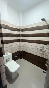 Bathroom Image of 160 Sq.ft 1 BHK Builder Floor for rent in Ashok Vihar Phase 3 Extension Gurgaon for Rs. 12000