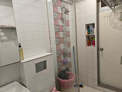 Bathroom Image of 1750 Sq.ft 3 BHK Apartment / Flat for sale in Concrete Sai Saakshaat Wing E, Kharghar Navi Mumbai for Rs. 41500000
