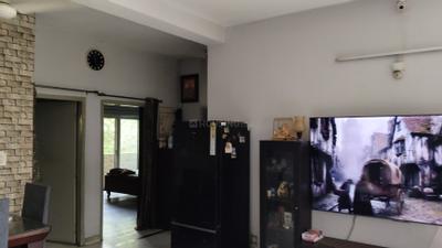 Living Room Image of 1600 Sq.ft 2 BHK Apartment / Flat for sale in Express View Apartment Super MIG, Sector 93 Noida for Rs. 10000000