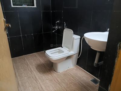 Bathroom Image of 1200 Sq.ft 2 BHK Builder Floor for rent in Annanagar East Chennai for Rs. 45000