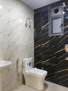 Common Bathroom One Image of 1050 Sq.ft 2 BHK Apartment / Flat for sale in Noida Extension Greater Noida for Rs. 4045000