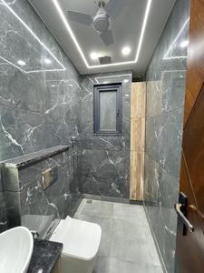 Bathroom Image of 1000 Sq.ft 2 BHK Independent House for sale in Ramesh Nagar New Delhi for Rs. 13000000