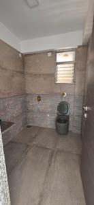 Bathroom Image of 1900 Sq.ft 3 BHK Apartment / Flat for rent in VCA Shree Udyan, Shivaji Park Mumbai for Rs. 400000