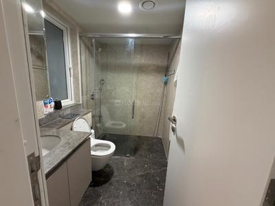 Image of 2300 Sq.ft 3.5 BHK Apartment / Flat for rent in DLF One Midtown, Karampura, New Delhi for Rs. 99900