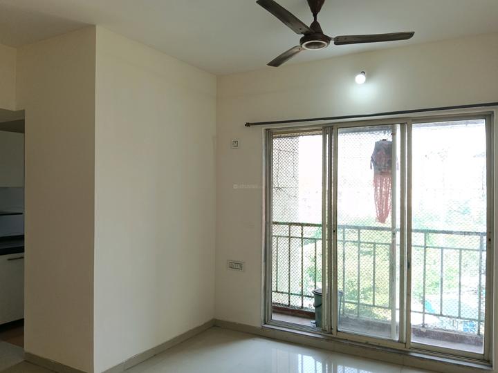 Eden Woods Complex Living Room 1