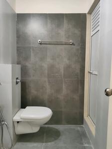 Common Bathroom Image of 1250 Sq.ft 3 BHK Apartment / Flat for sale in Lodha Bellavista, Thane West Thane for Rs. 24000000