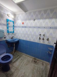 Image of 1800 Sq.ft 3 BHK Builder Floor for sale in Vikaspuri Luxury Homes, Vikaspuri, New Delhi for Rs. 25000000