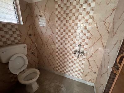 Bathroom Image of 852 Sq.ft 2 BHK Apartment / Flat for sale in Behala Kolkata for Rs. 3500000