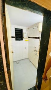 Bathroom Image of 1500 Sq.ft 3.5 BHK Apartment / Flat for sale in Tirupati Koperkhairane Annex, Kopar Khairane Navi Mumbai for Rs. 27000000