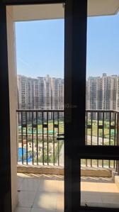 Balcony Image of 900 Sq.ft 2 BHK Apartment / Flat for rent in Logix Blossom County, Sector 137 Noida for Rs. 27000
