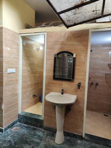 Bathroom Image of 1600 Sq.ft 2 BHK Independent House for rent in Sector 26 Noida for Rs. 30000