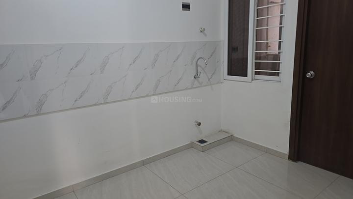 Urbanrise On Cloud 33 Main Image 1