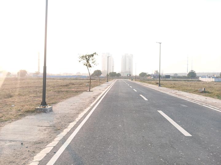 Vatika Express City Plots Main Image 1