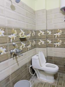 Bathroom Image of 3000 Sq.ft 1 RK Independent House for rent in Pahari Village Patna for Rs. 18000