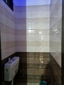 Common Bathroom Image of 630 Sq.ft 2 BHK Apartment / Flat for rent in Vikrant Affordable Floors by Vikrant Properties And Builders, Razapur Khurd New Delhi for Rs. 14500