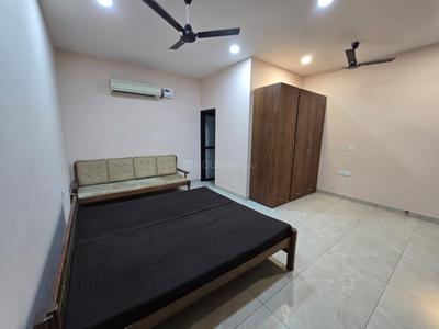 1 RK Independent Builder Floor