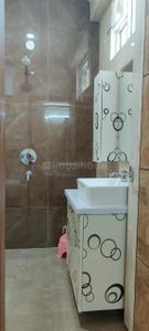 Bathroom Image of 3000 Sq.ft 3 BHK Independent House for rent in Sector 46 Noida for Rs. 40000