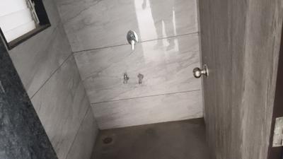 Bathroom Image of 430 Sq.ft 1 BHK Apartment / Flat for sale in Kasarvadavali Thane for Rs. 6000000