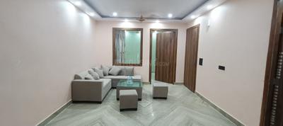 Hall Image of 840 Sq.ft 1 BHK Builder Floor for rent in Preet Vihar New Delhi for Rs. 20000