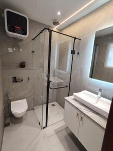 Bathroom Image of 1800 Sq.ft 3 BHK Apartment / Flat for sale in BPTP Astaire Garden Plots, Sector 70A Gurgaon for Rs. 26500000