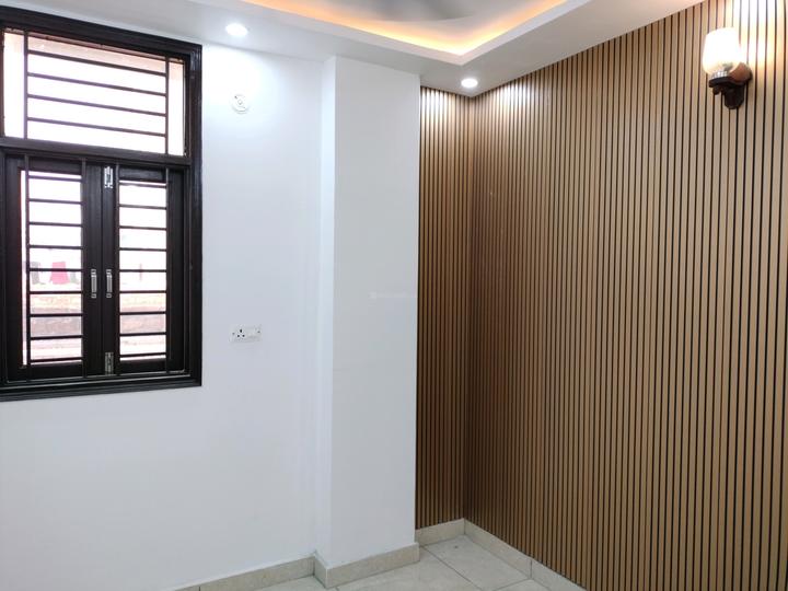 Bhagwati Garden, Dwarka Mor Main Image 1