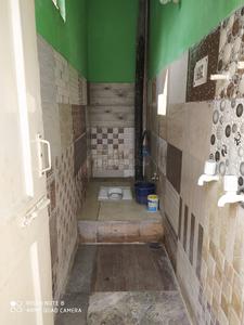 Image of 850 Sq.ft 2 BHK Apartment / Flat for rent in Garhi, New Delhi for Rs. 25000