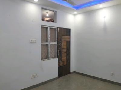 Bedroom Image of 700 Sq.ft 2 BHK Builder Floor for sale in Paschim Vihar New Delhi for Rs. 7000000