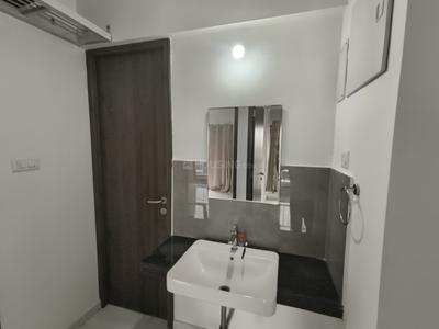 Bathroom Image of 1350 Sq.ft 3 BHK Apartment / Flat for rent in Pride Wellington, Charholi Budruk Pune for Rs. 32000