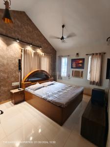 Bedroom Image of 1800 Sq.ft 3 BHK Apartment / Flat for sale in Gotri Vadodara for Rs. 8500000