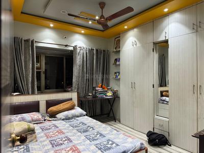 Bedroom Image of 800 Sq.ft 2 BHK Apartment / Flat for sale in Hyde Park Premium CHS Ltd E1 E2 Buildings, Thane West Thane for Rs. 14500000