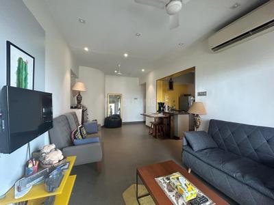 Hall Image of 750 Sq.ft 1 BHK Apartment / Flat for rent in Cuffe Parade Mumbai for Rs. 150000