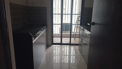 Kitchen Image of 900 Sq.ft 2 BHK Apartment / Flat for sale in Thane West Thane for Rs. 13200000