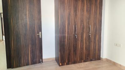 Bedroom Image of 1800 Sq.ft 3 BHK Builder Floor for rent in Vipul World Luxury Floors, Sector 48 Gurgaon for Rs. 47000