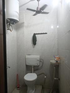 Common Bathroom Image of 230 Sq.ft 1 BHK Builder Floor for rent in Bindapur New Delhi for Rs. 13000