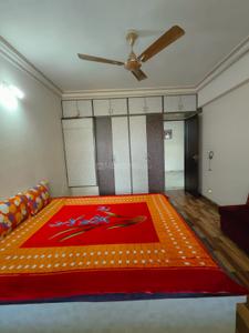Bedroom Image of 2520 Sq.ft 4 BHK Apartment / Flat for sale in Bodakdev Ahmedabad for Rs. 18000000