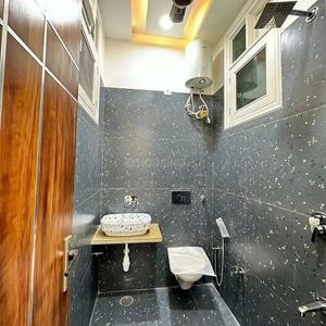 Bathroom Image of 2100 Sq.ft 3 BHK Duplex for sale in Nanmangalam Chennai for Rs. 16500000