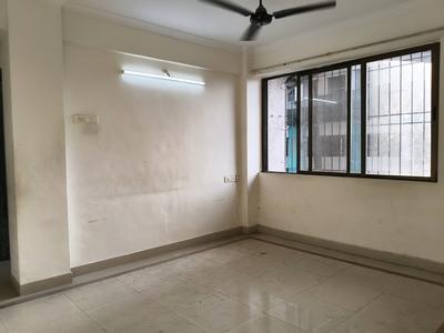Living Room Image of 805 Sq.ft 2 BHK Apartment / Flat for rent in Colaba Mumbai for Rs. 110000