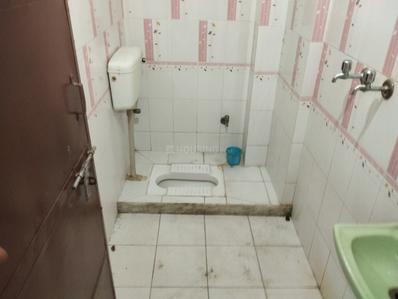 Bathroom Image of 1963 Sq.ft 2 BHK Independent House for rent in Tonk Phatak Jaipur for Rs. 14000
