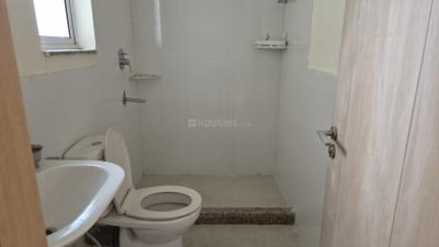 Image of 1700 Sq.ft 3 BHK Apartment / Flat for rent in DLF Express Greens, Manesar, Gurgaon for Rs. 29000