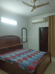Bedroom Image of 1800 Sq.ft 2 BHK Builder Floor for rent in Sector 41 Noida for Rs. 35000
