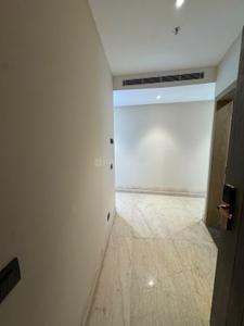 Hall Image of 3460 Sq.ft 3.5 BHK Apartment / Flat for rent in Supertech Supernova, Sector 94 Noida for Rs. 120000