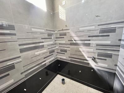 Bathroom Image of 950 Sq.ft 2.5 BHK Independent House for sale in Potheri Chennai for Rs. 7100000