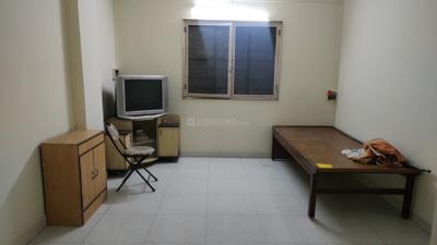 Living Room Image of 900 Sq.ft 2 BHK Apartment / Flat for rent in Vastu Sundar Apartment, Aundh Pune for Rs. 28000