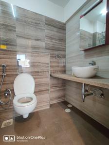 Bathroom Image of 1800 Sq.ft 3 BHK Apartment / Flat for rent in RNA Continental, Chembur Mumbai for Rs. 120000